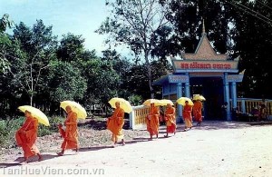 1328672718195462267_574_574