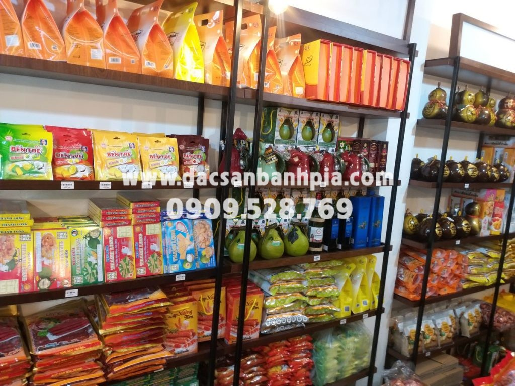 Cửa hàng chuyên đặc sản Sài Gòn làm quà