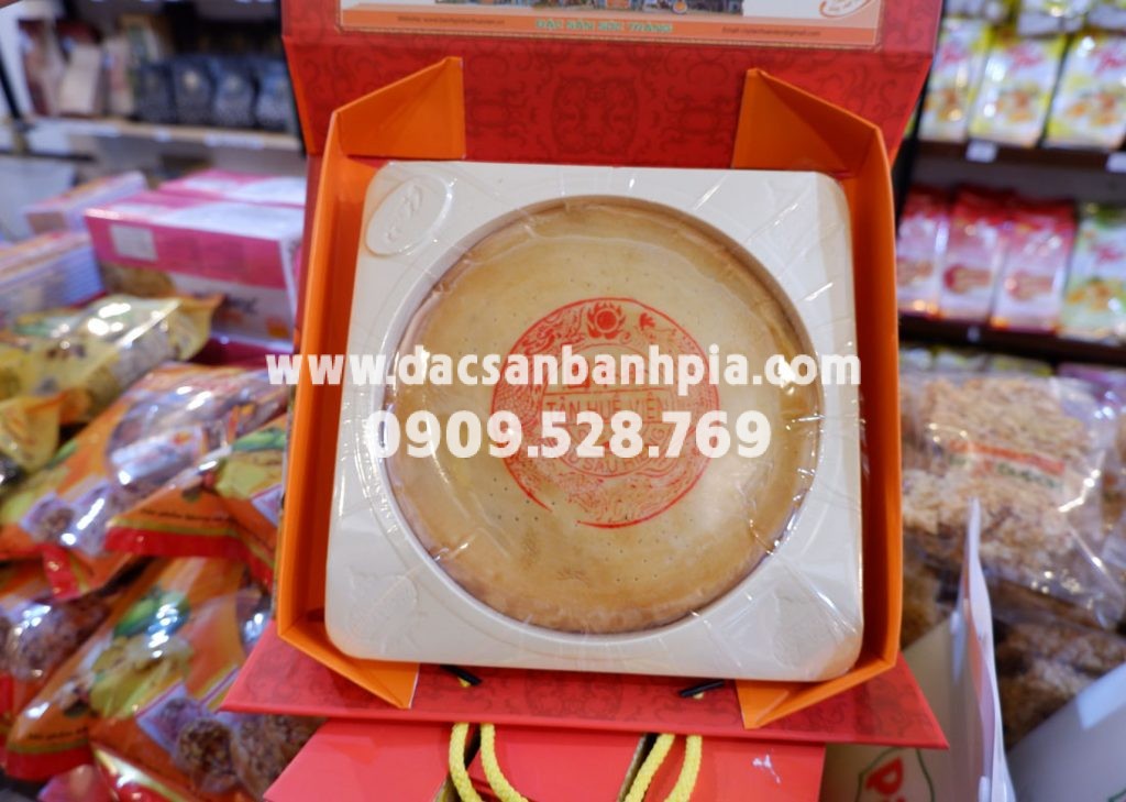 Bánh Pía cái 8 trứng